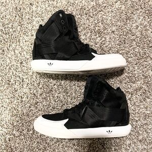 Adidas Original C-10/Size 6Y/Used/No Box